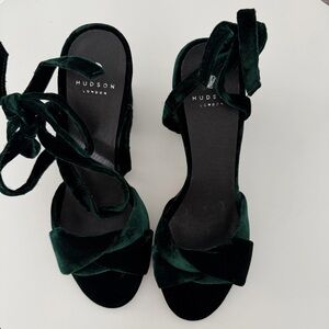 NWT Hudson London Dark Green Velvet Strappy Heeled Sandal Sizes 6/37 and 7/38